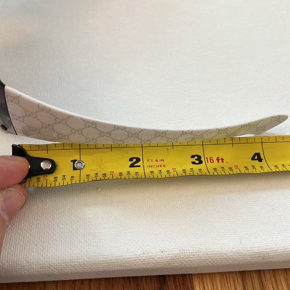 Authentic vintage Gucci Mask shaped frame sunglasses with case! - Picture 9 of 10